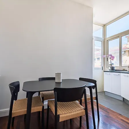 Via Domenico Fontana 81 * Napoli