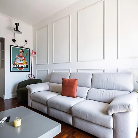 Via Domenico Fontana 81 Apartment *